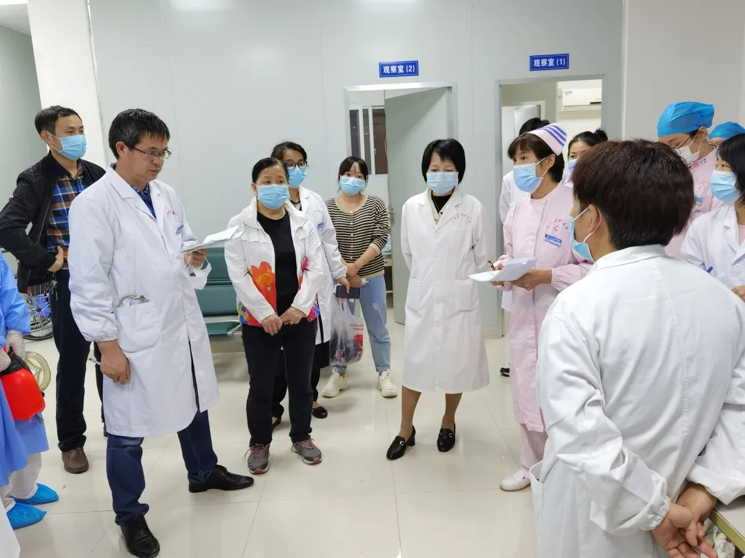 必发9988集团开展疫情防控实战演练 全面提升应急救治能力